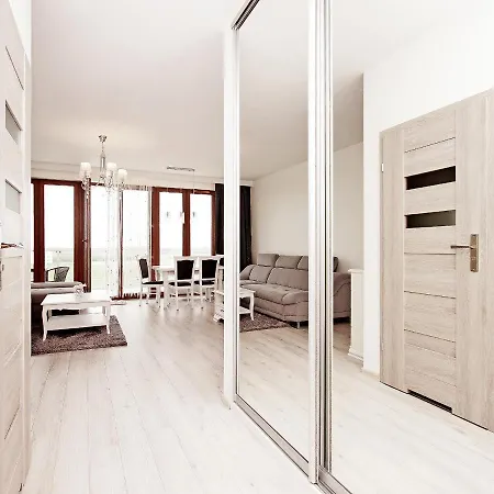 Apartament Shiraz Park Lejlighed *