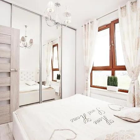 Apartament Shiraz Park Lejlighed *